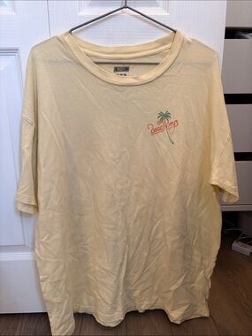 Beach Boys Graphic Tee in Light Yellow